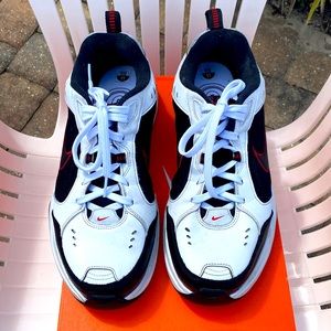Nike Air Monarch IV Training Size 11 Men’s, White/Black